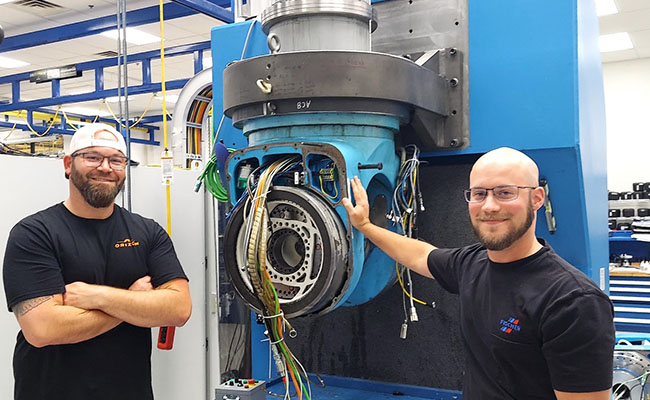 Ike and Dave doing Milling Head repairs